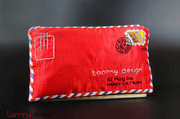 Envelop embroidery wallet